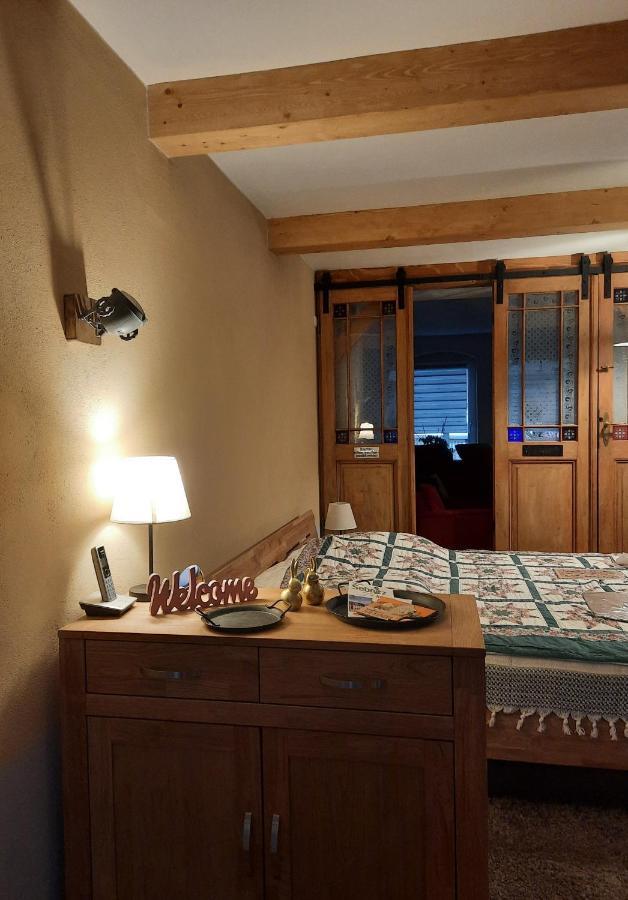 Appartement Urlaub Im Friseursalon à Sebnitz Extérieur photo