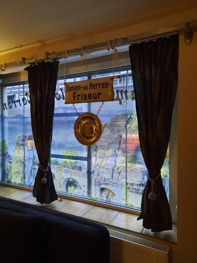 Appartement Urlaub Im Friseursalon à Sebnitz Extérieur photo