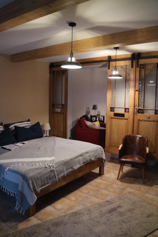 Appartement Urlaub Im Friseursalon à Sebnitz Extérieur photo
